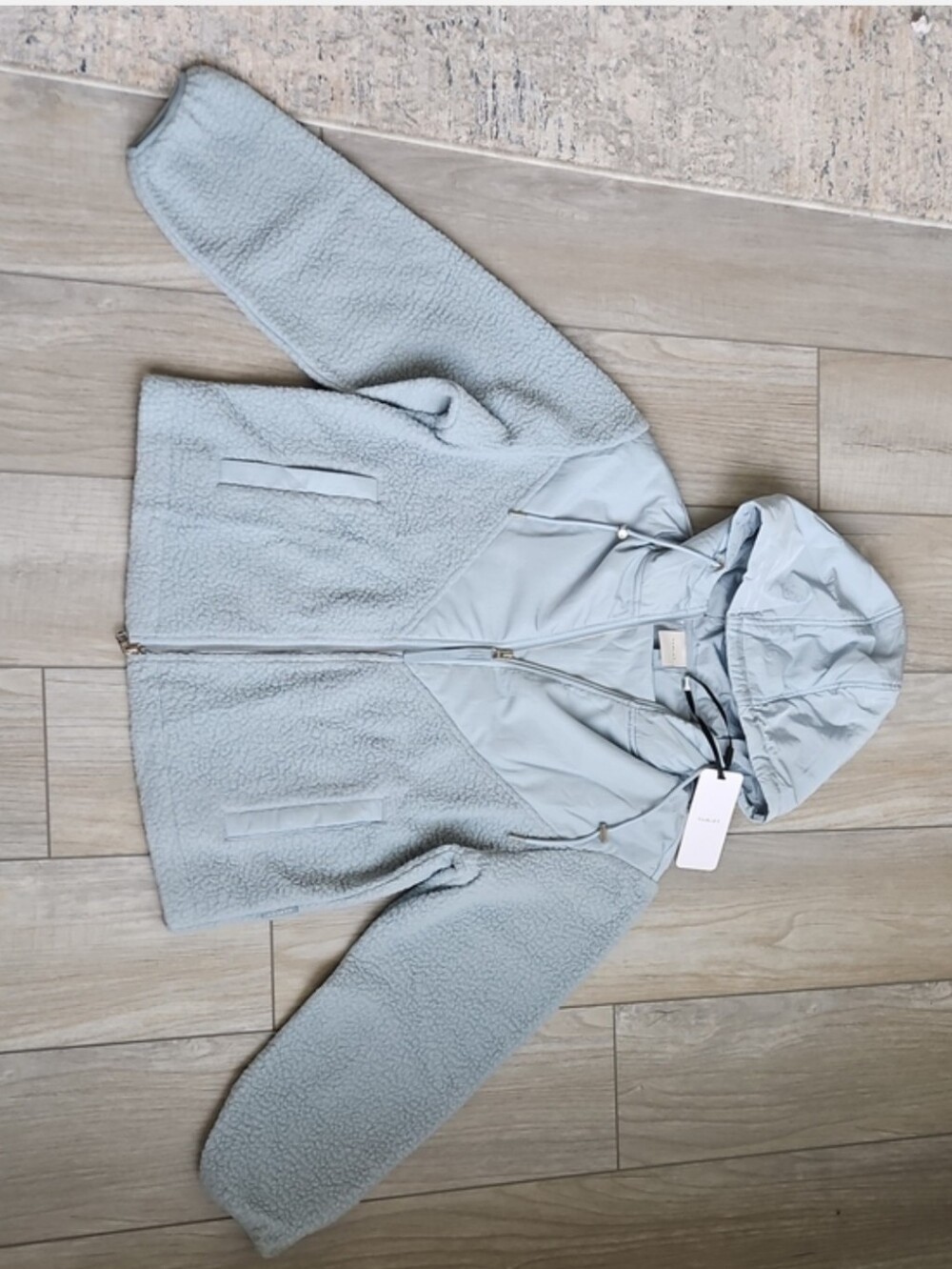 Varley Jacket - Picture 5 of 10